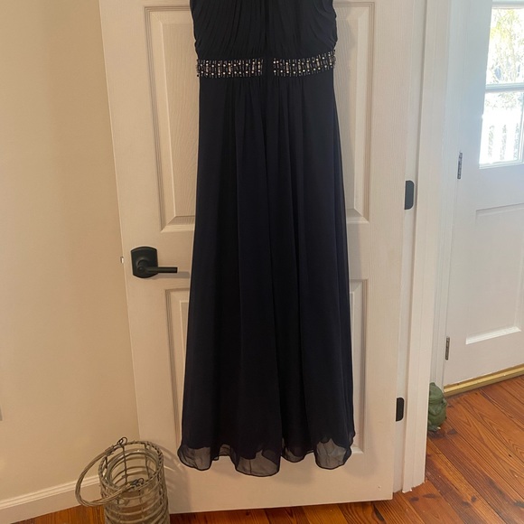 Navy Blue Formal Evening Dress Gown - Picture 6 of 16